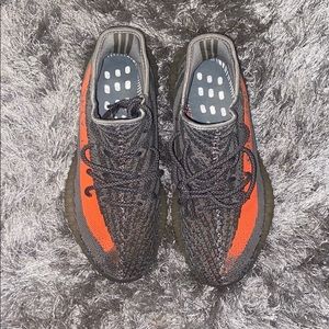Yeezy 350 v2